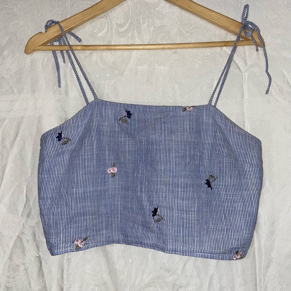 Meet your Posher, Olivia - Picture 9 of 16